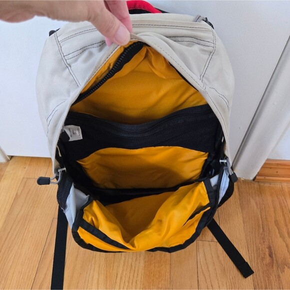 Marmot backpack - Picture 10 of 11